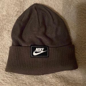 Unisex Nike Knitwear Beanie (Green)